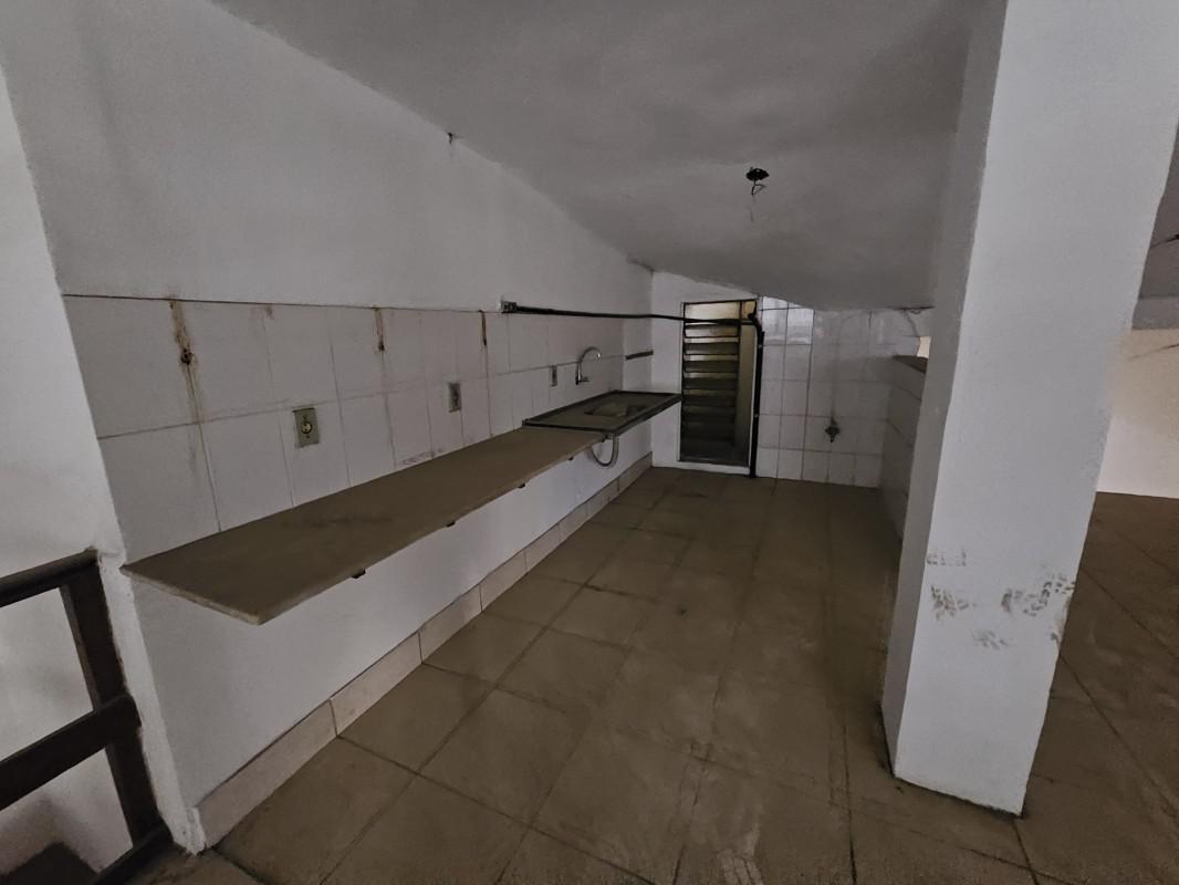 Andar, Lourdes, 0 Quarto, 0 Vaga