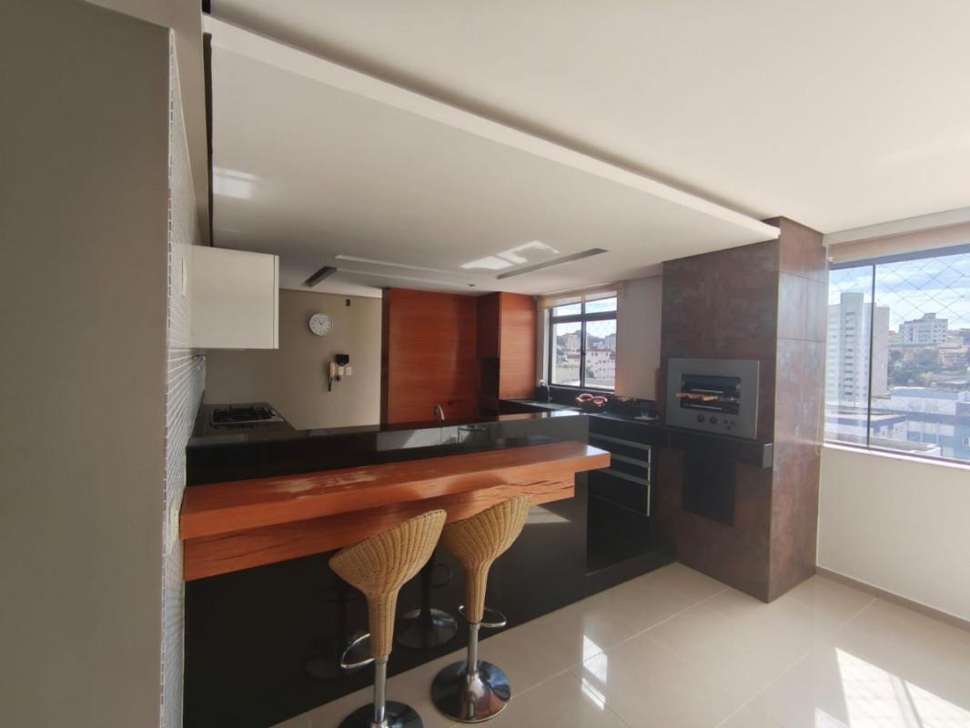 Apartamento, Coração Eucarístico, 4 Quartos, 3 Vagas, 3 Suítes