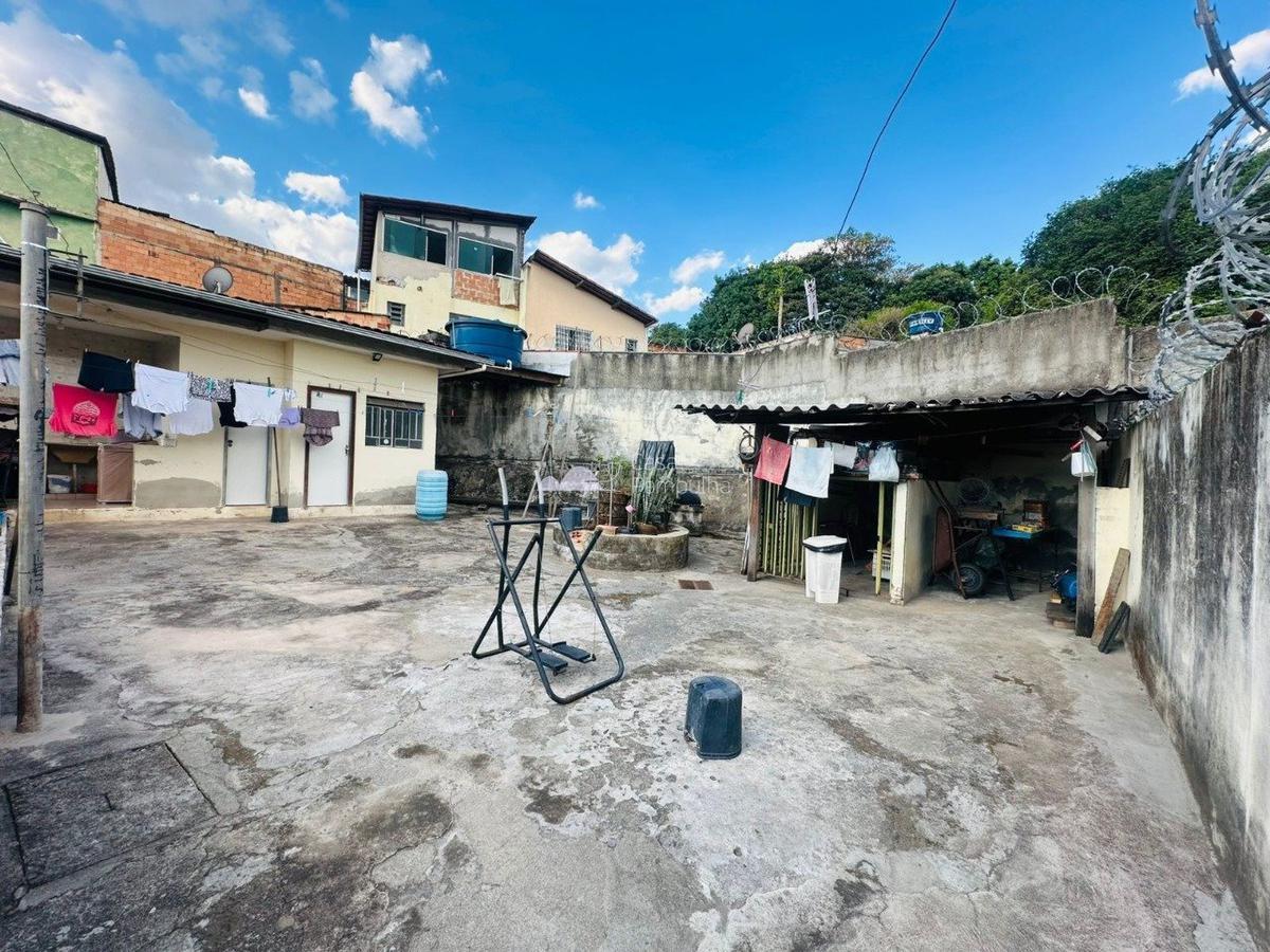 Casa, Santa Mônica, 4 Quartos, 3 Vagas