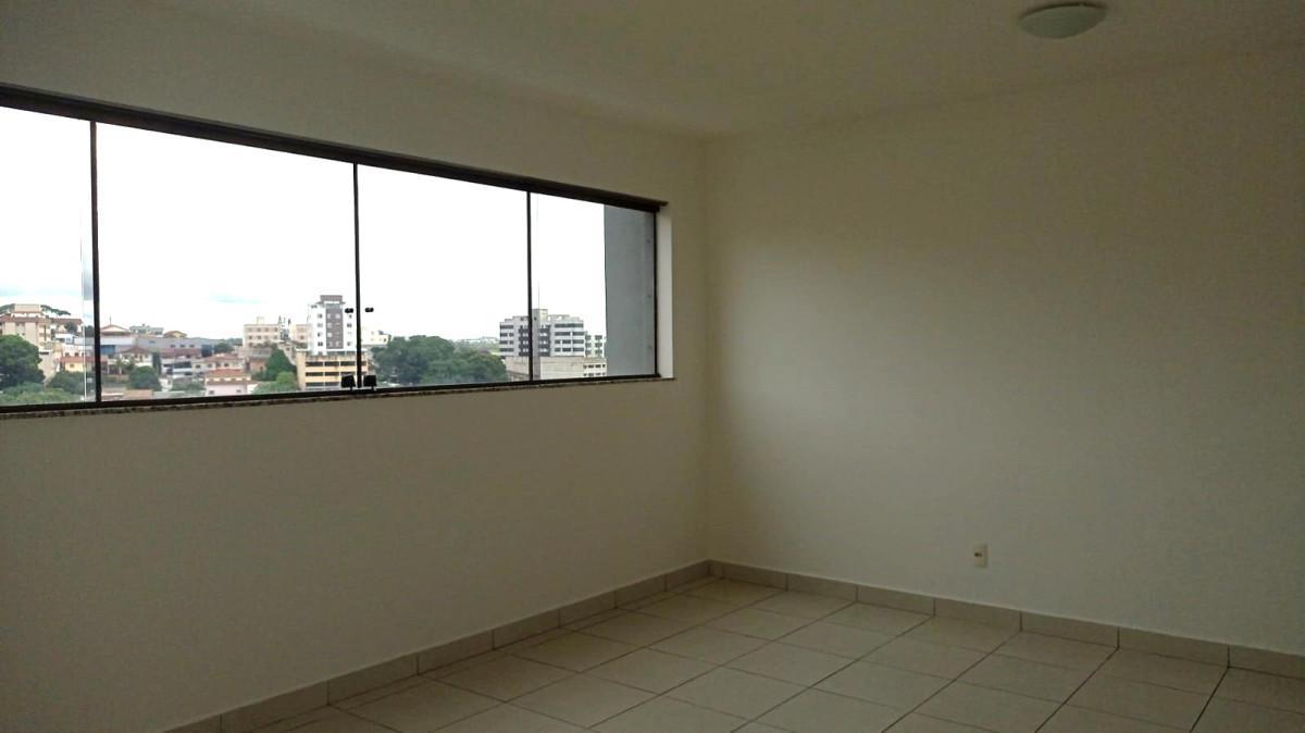 Apartamento, Cinquentenário, 3 Quartos, 2 Vagas, 1 Suíte