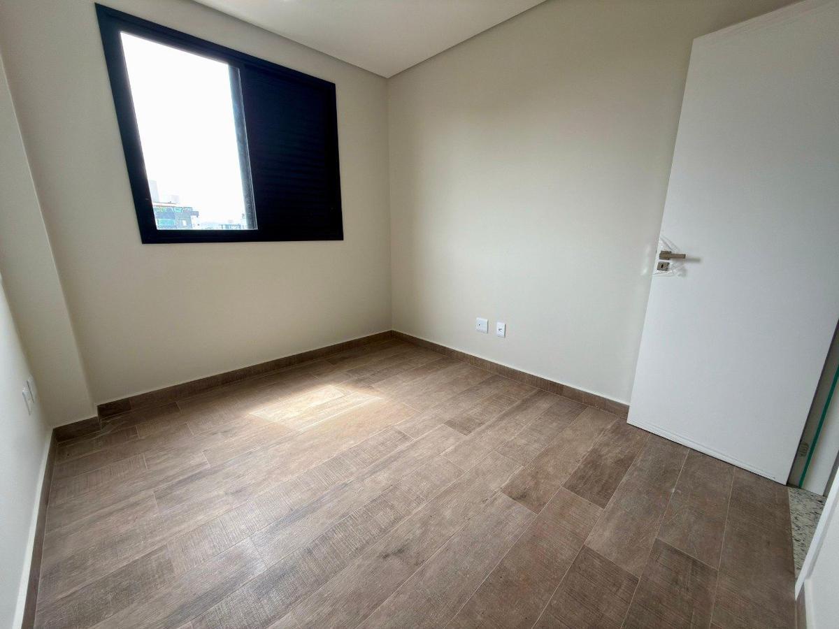Apartamento, Jaraguá, 4 Quartos, 3 Vagas, 1 Suíte