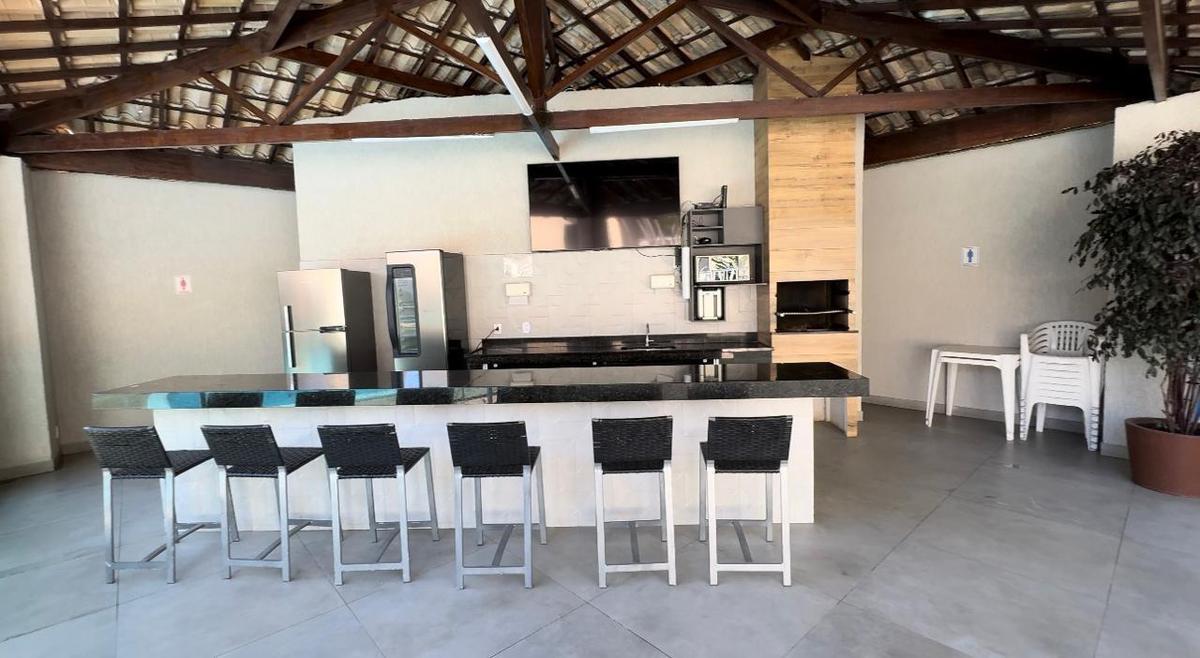 Casa, Castelo, 3 Quartos, 2 Vagas, 1 Suíte