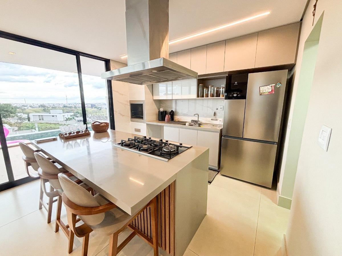 Casa, Portal do Sol, 4 Quartos, 4 Vagas, 4 Suítes