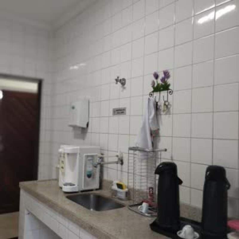 Casa Comercial, Calafate, 4 Quartos, 4 Vagas, 2 Suítes