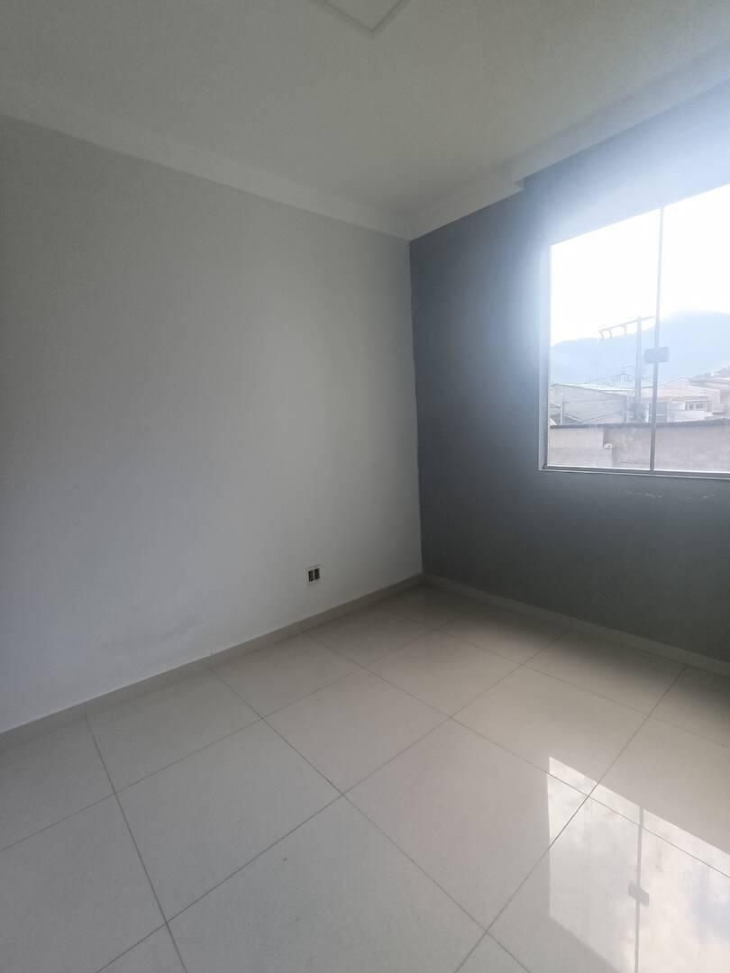 Apartamento, Floresta, 2 Quartos, 1 Vaga