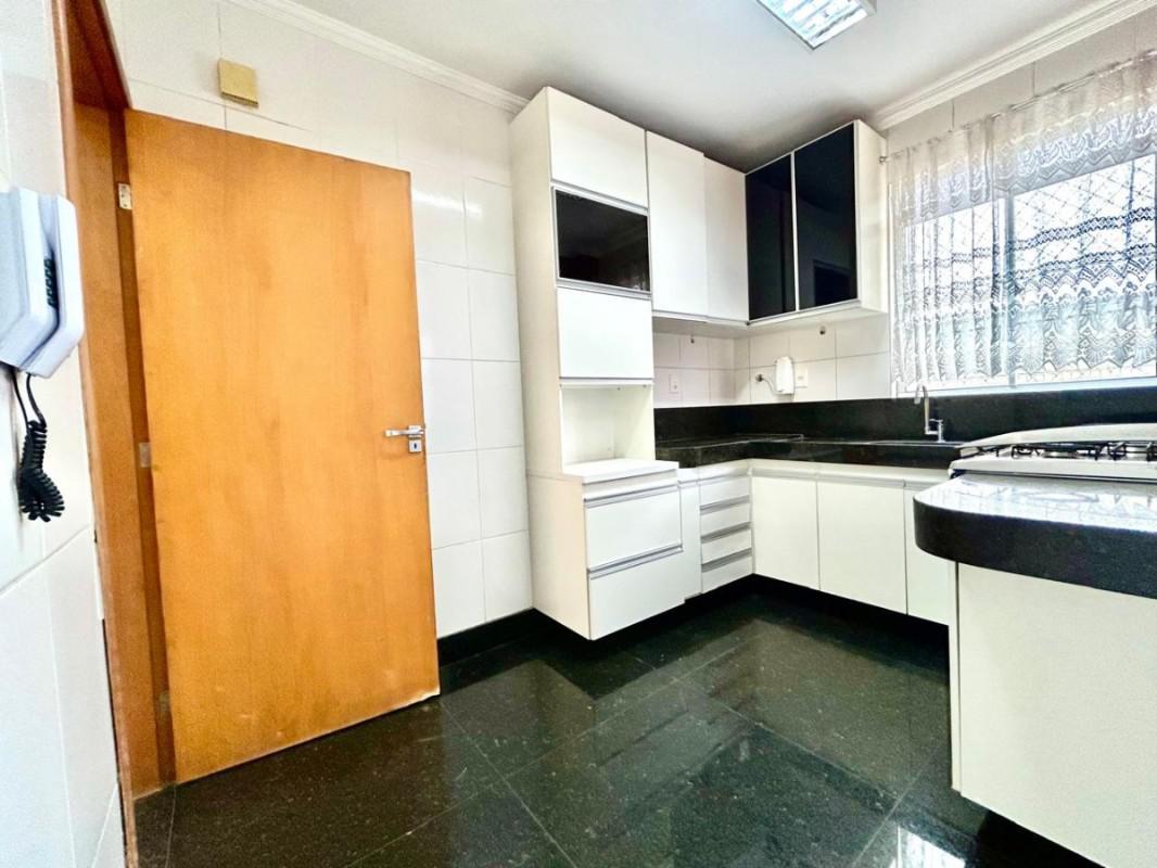 Cobertura, Manacás, 4 Quartos, 3 Vagas, 1 Suíte