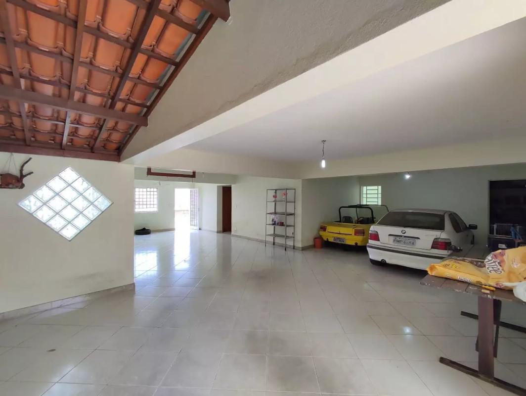 Casa, Tirol, 4 Quartos, 4 Vagas, 1 Suíte