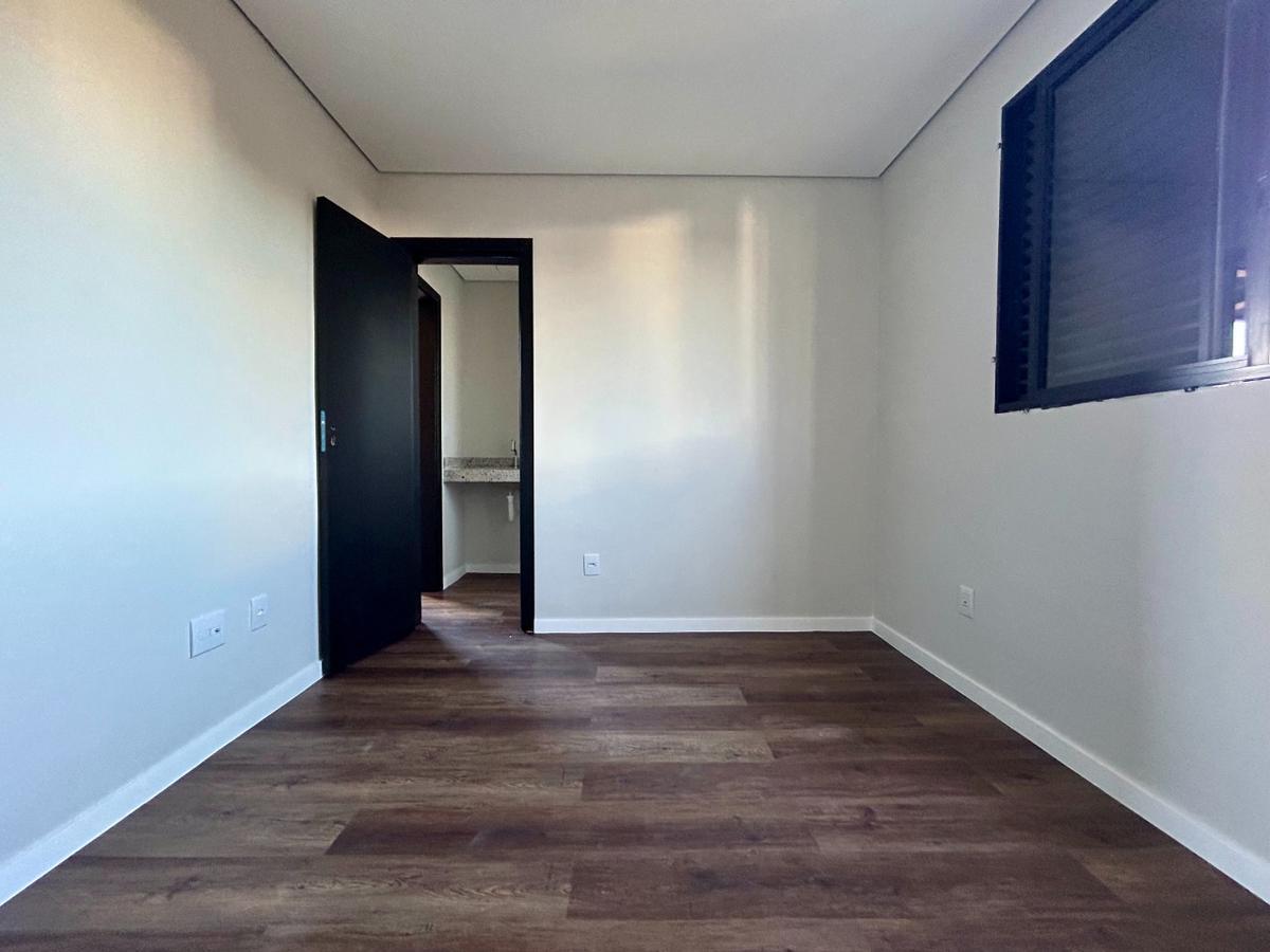 Cobertura, Liberdade, 3 Quartos, 2 Vagas, 1 Suíte