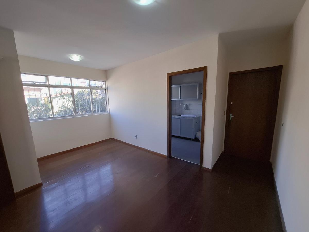 Apartamento, Cachoeirinha, 2 Quartos, 1 Vaga