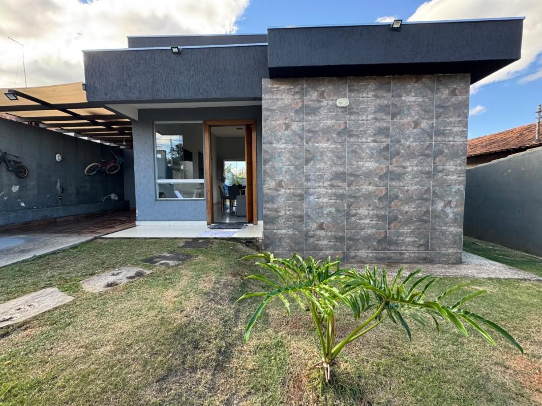 Casa, Vila Rica, 3 Quartos, 2 Vagas, 1 Suíte