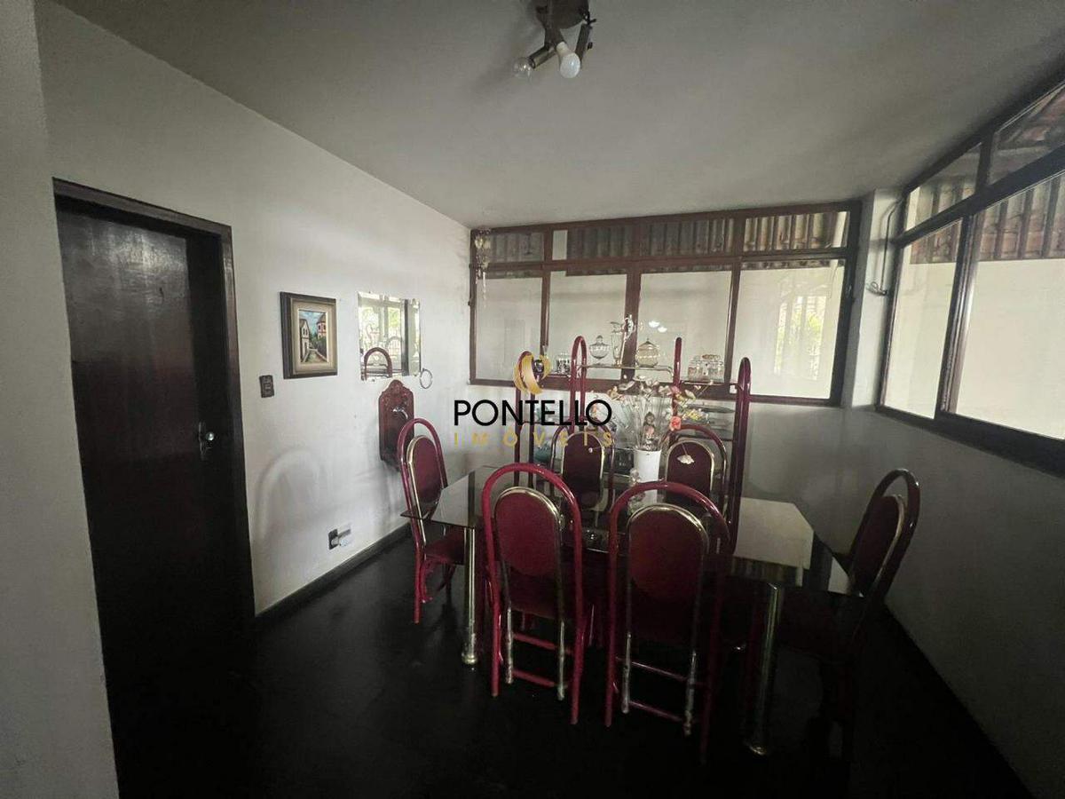 Casa, Jardim Arizona, 6 Quartos, 4 Vagas, 1 Suíte