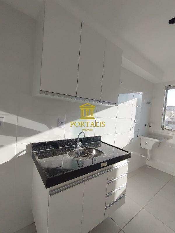 Apartamento, Sagrada Família, 1 Quarto, 1 Vaga, 1 Suíte