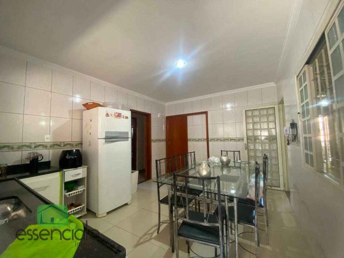 Casa, Novo Eldorado, 3 Quartos, 2 Vagas, 1 Suíte
