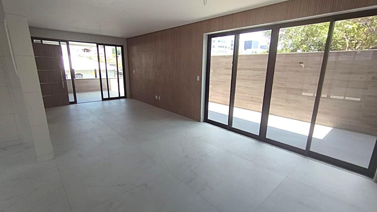 Apartamento, Jaraguá, 4 Quartos, 3 Vagas, 2 Suítes