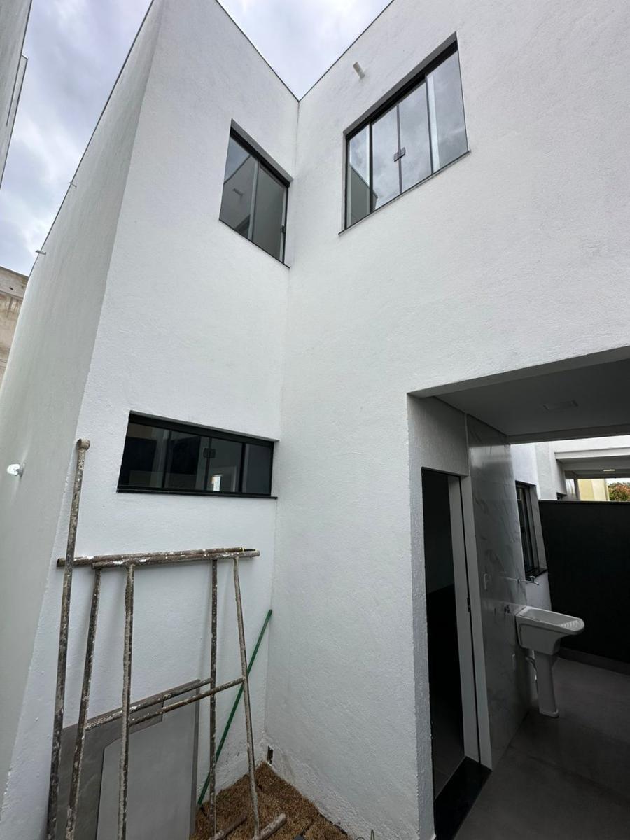 Casa, São Pedro, 3 Quartos, 2 Vagas, 1 Suíte