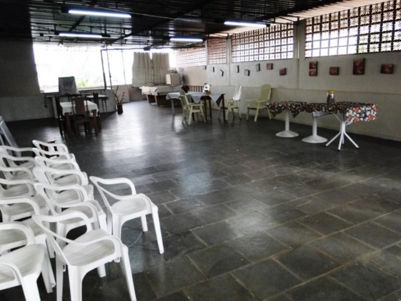 Casa, Sagrada Família, 4 Quartos, 2 Vagas, 2 Suítes