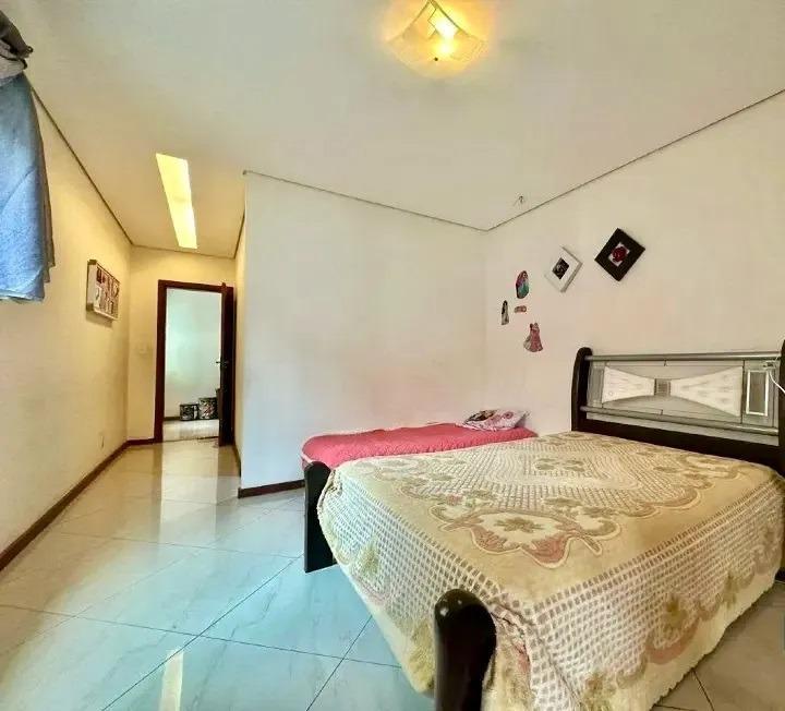 Casa, Céu Azul, 3 Quartos, 2 Vagas, 2 Suítes