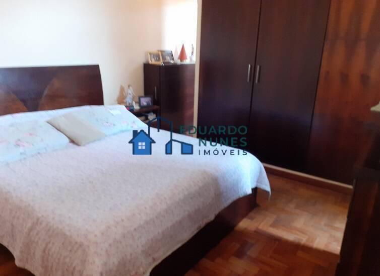 Casa, Serra, 4 Quartos, 3 Vagas, 1 Suíte