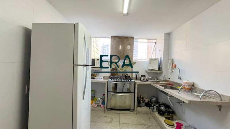 Cobertura, Funcionários, 6 Quartos, 3 Vagas, 1 Suíte