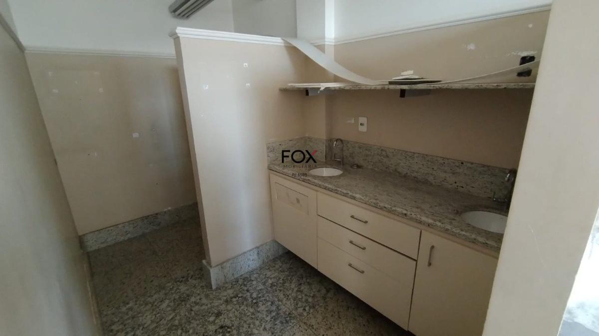 Sala, Barreiro, 0 Quarto, 0 Vaga