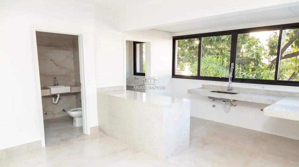 Apartamento, Sion, 4 Quartos, 3 Vagas, 4 Suítes