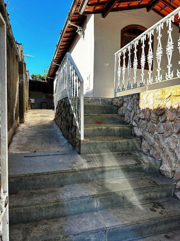 Casa, Centro, 3 Quartos, 3 Vagas, 1 Suíte