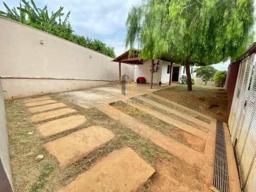 Casa, Trevo, 3 Quartos, 3 Vagas, 1 Suíte