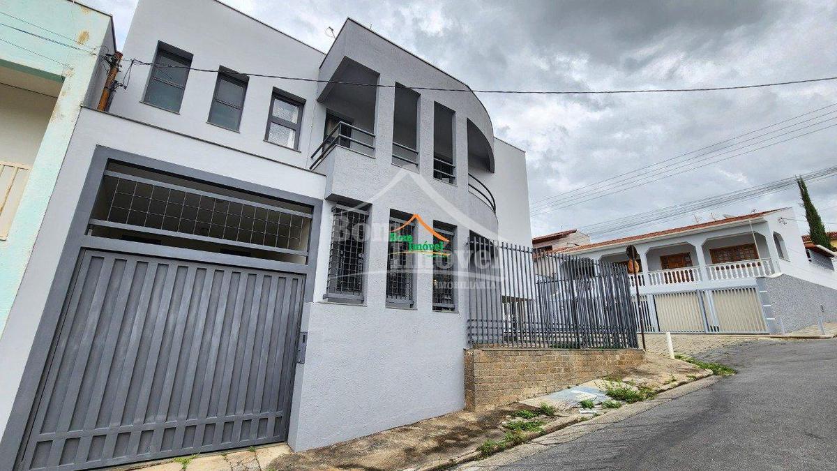 Casa, Centro, 2 Quartos, 1 Vaga, 1 Suíte