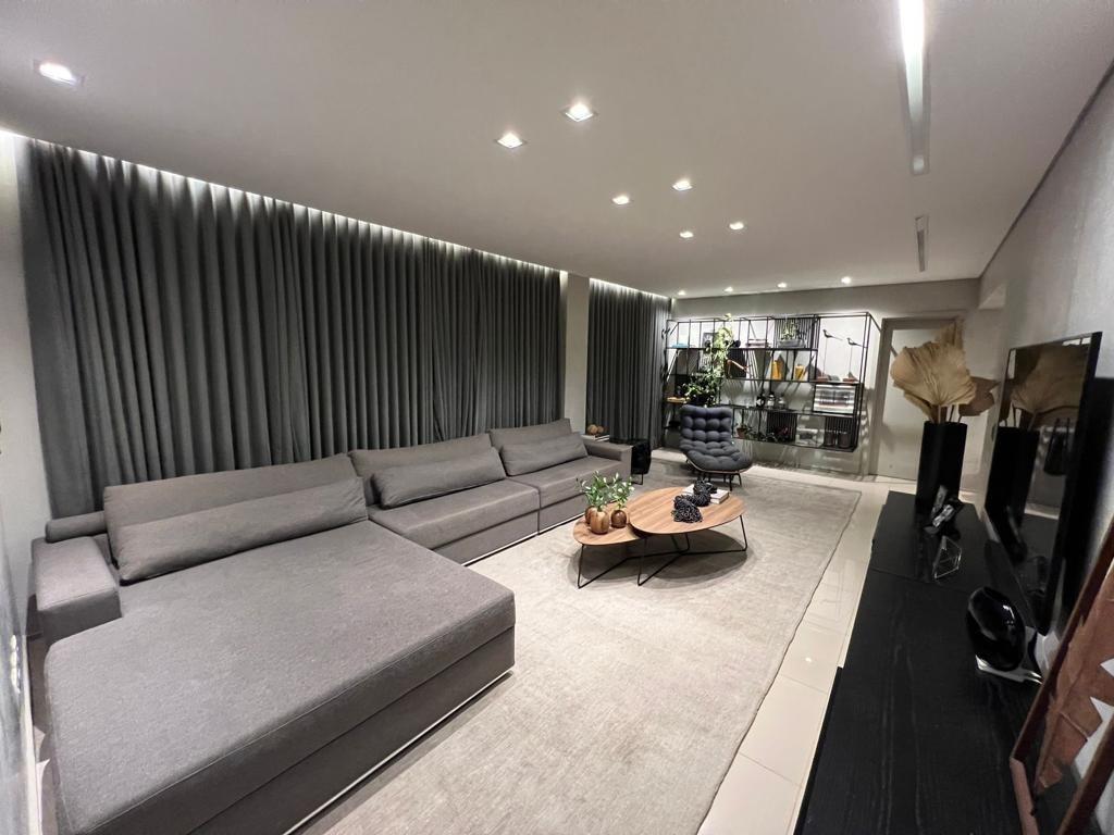 Apartamento, Vale dos Cristais, 4 Quartos, 3 Vagas, 2 Suítes