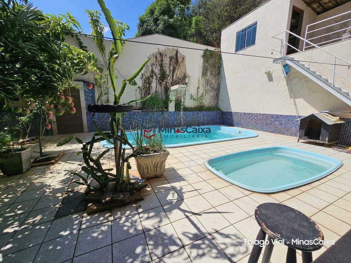 Casa, Santa Maria, 5 Quartos, 5 Vagas, 1 Suíte