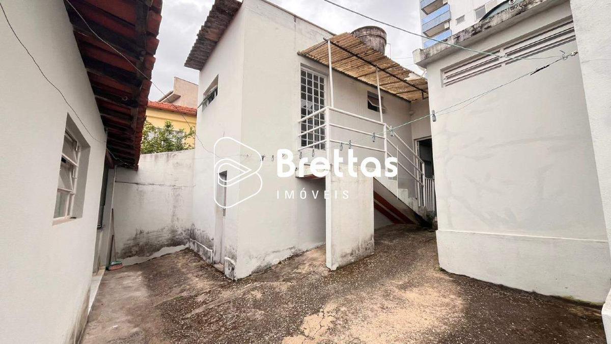 Casa, Centro, 2 Quartos, 2 Vagas, 2 Suítes