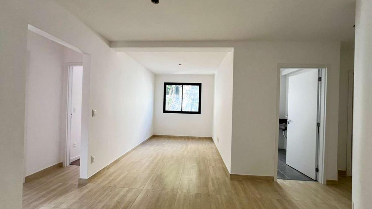 Apartamento, Serra, 2 Quartos, 2 Vagas, 1 Suíte