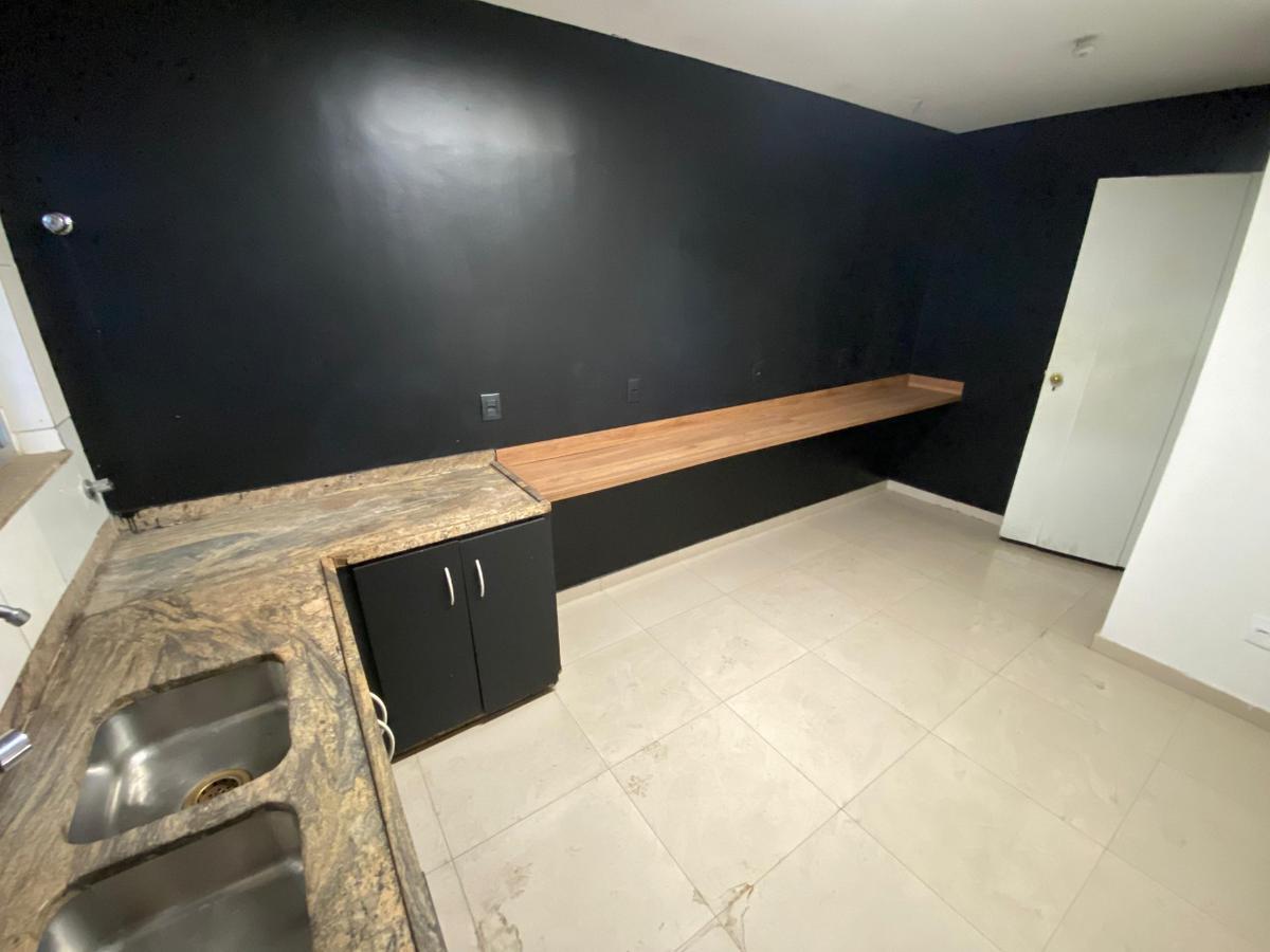 Casa Comercial, Bandeirantes (pampulha), 5 Quartos, 13 Vagas, 4 Suítes