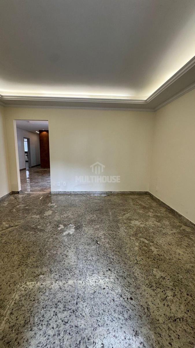 Casa, São Luiz (pampulha), 4 Quartos, 3 Vagas, 1 Suíte