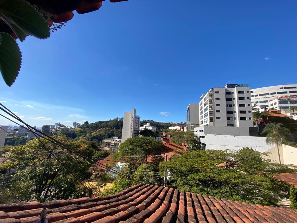 Casa, Santa Lúcia, 4 Quartos, 6 Vagas, 1 Suíte