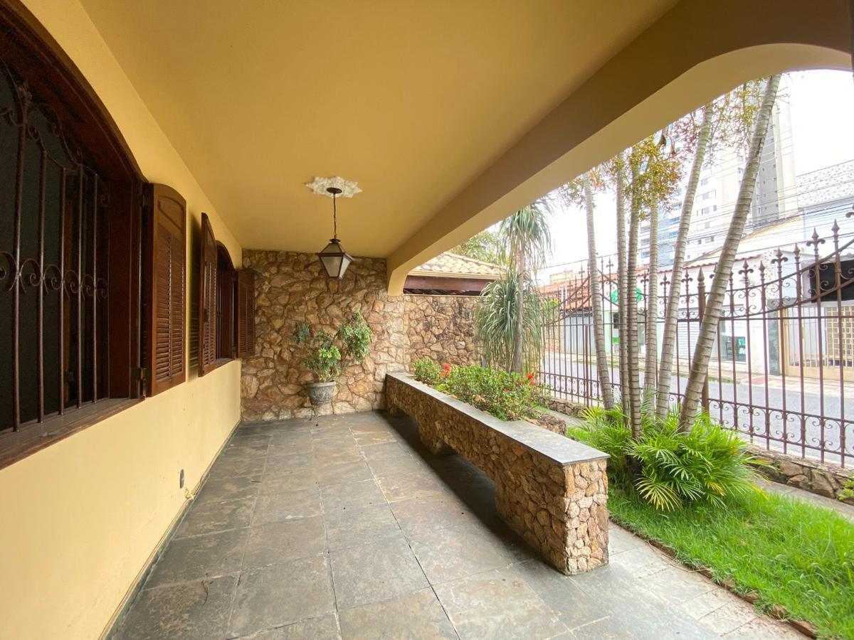 Casa, Sagrada Família, 7 Quartos, 4 Vagas, 2 Suítes