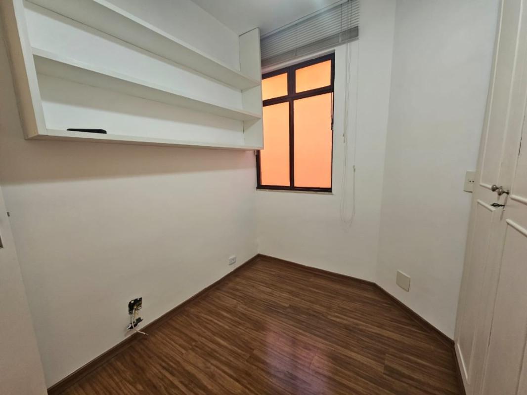 Apartamento, Estoril, 3 Quartos, 1 Vaga, 1 Suíte