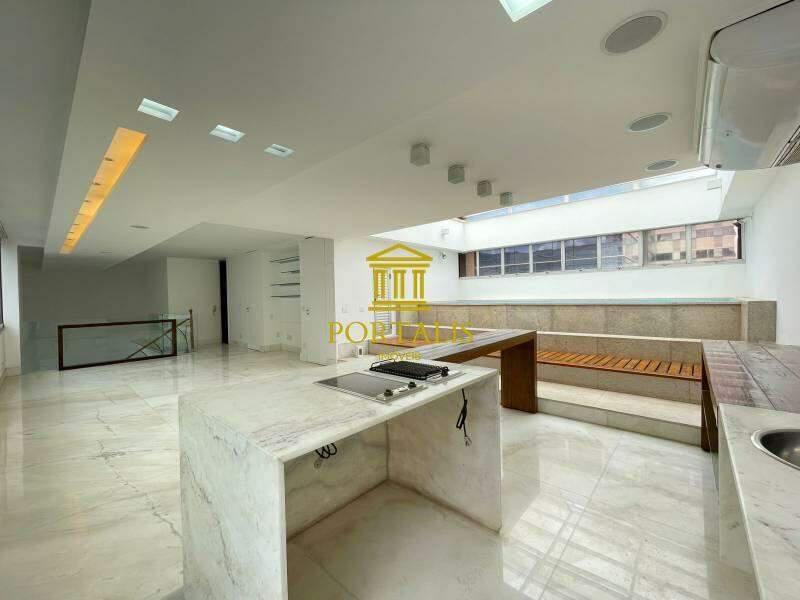 Cobertura, Savassi, 4 Quartos, 3 Vagas, 2 Suítes