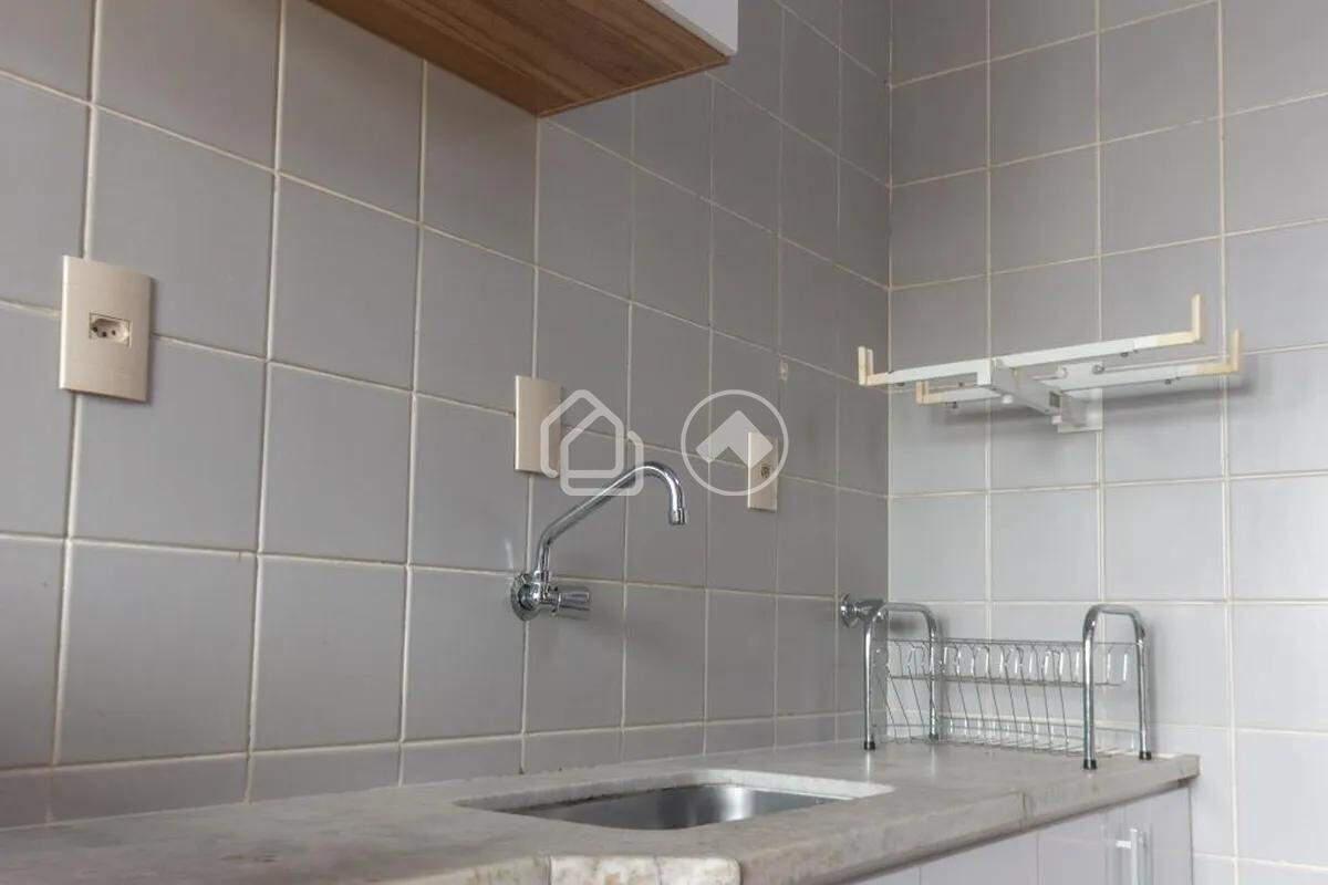 Apartamento, Estoril, 4 Quartos, 2 Vagas, 1 Suíte