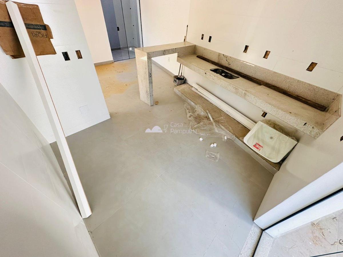 Casa, Planalto, 3 Quartos, 3 Vagas, 1 Suíte