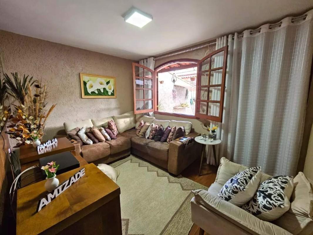 Casa, Átila de Paiva, 3 Quartos, 2 Vagas