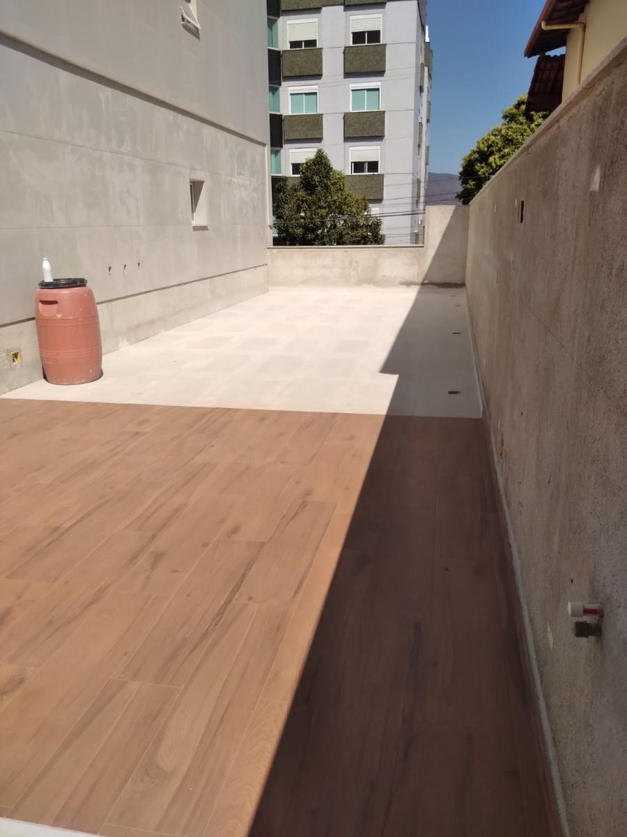 Apartamento, Barreiro, 3 Quartos, 2 Vagas, 1 Suíte