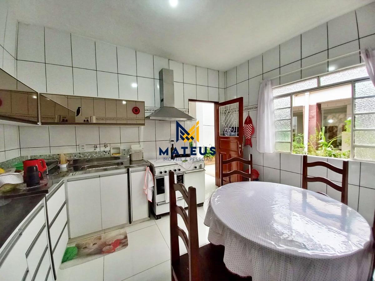 Casa, Caiçaras, 2 Quartos, 0 Vaga