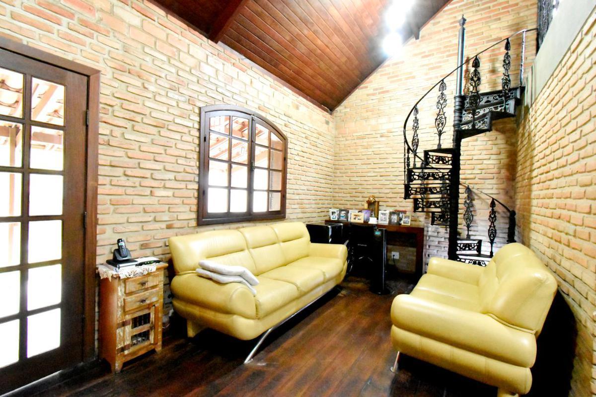 Casa, Bandeirantes (pampulha), 4 Quartos, 8 Vagas, 1 Suíte