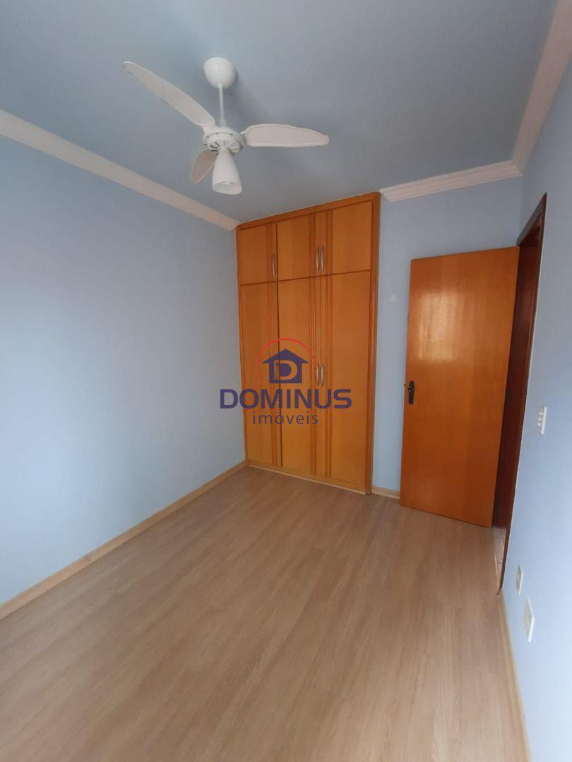 Apartamento, Floresta, 2 Quartos, 1 Vaga