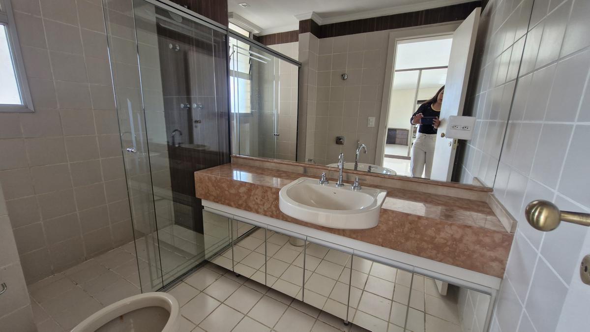 Cobertura, Savassi, 4 Quartos, 5 Vagas