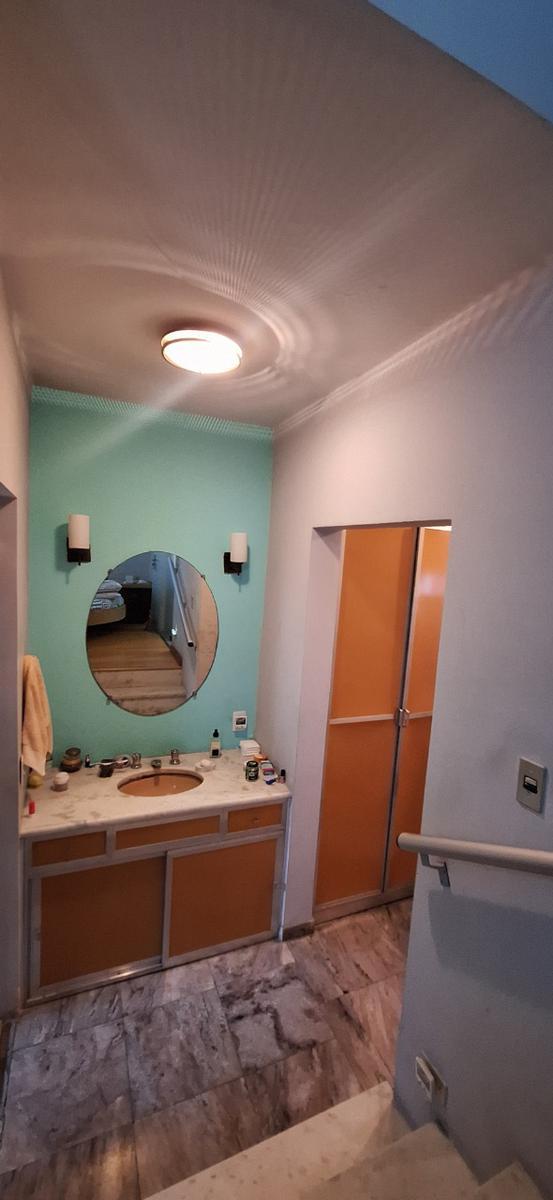 Casa, Sagrada Família, 1 Quarto, 4 Vagas