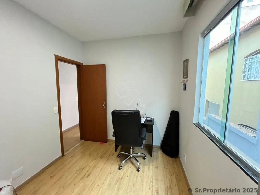 Casa, Dona Clara, 3 Quartos, 2 Vagas, 1 Suíte