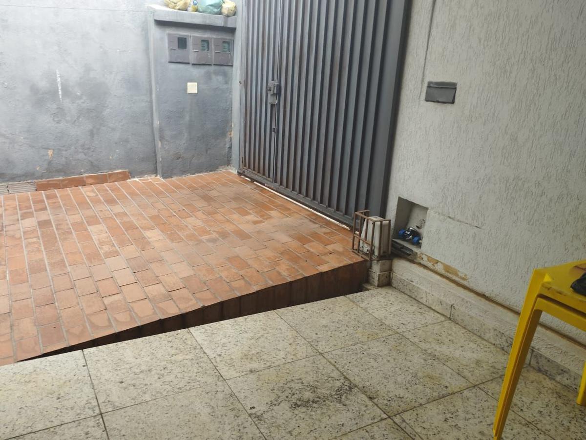 Casa, Santa Cruz, 3 Quartos, 7 Vagas, 1 Suíte