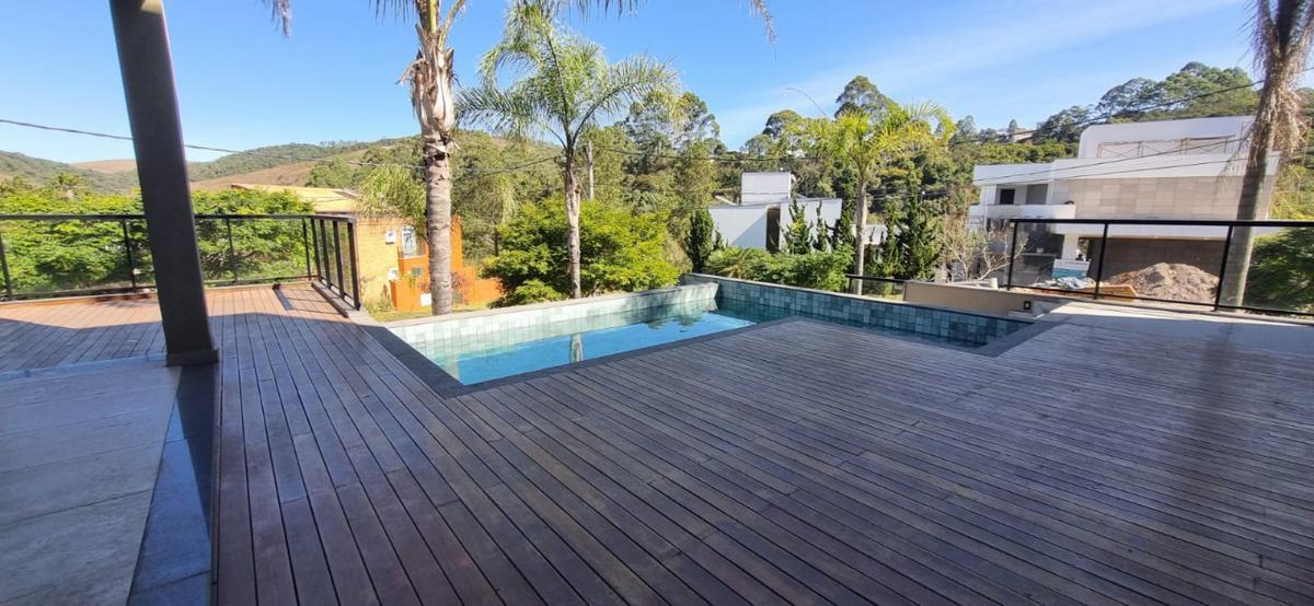Casa, Alphaville - Lagoa dos Ingleses, 4 Quartos, 0 Vaga, 4 Suítes